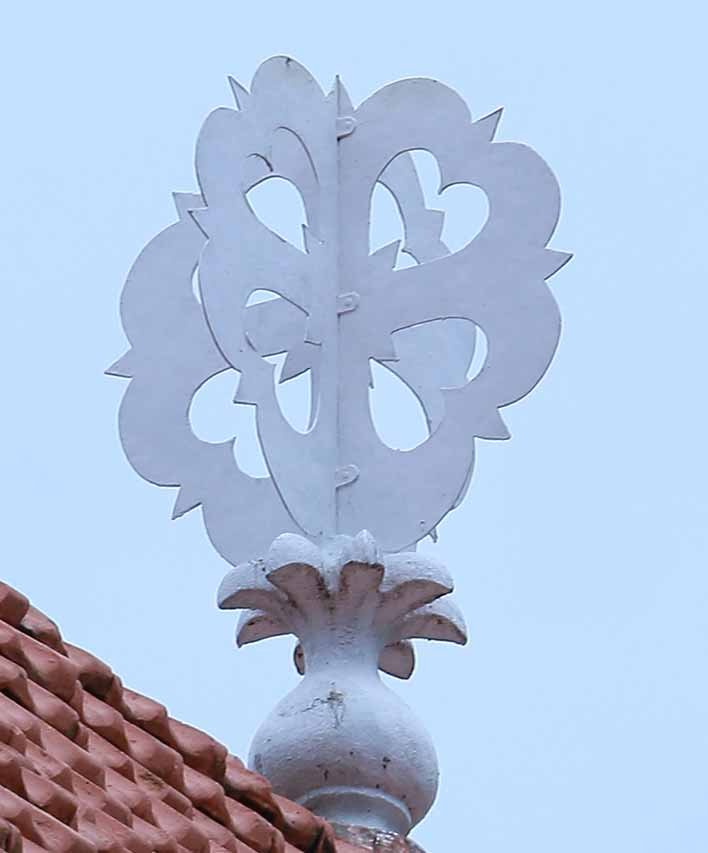 Niranam Cross - above the Altar roof